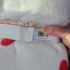 White With Red Hearts Plush Blankets 2 Of Them